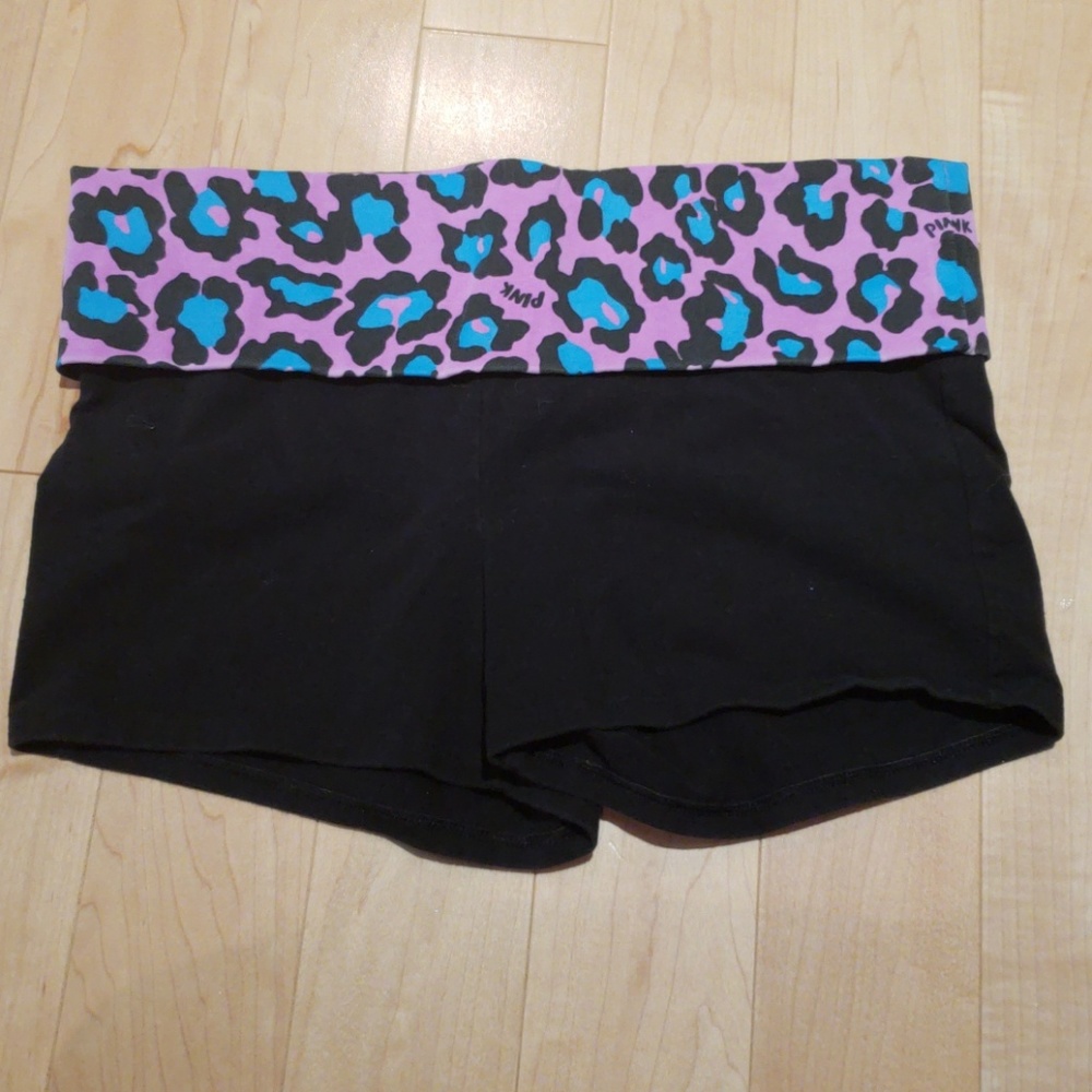 Pink yoga short size Medium